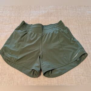 Lululemon Hotty Hot High Rise 4” Shorts
